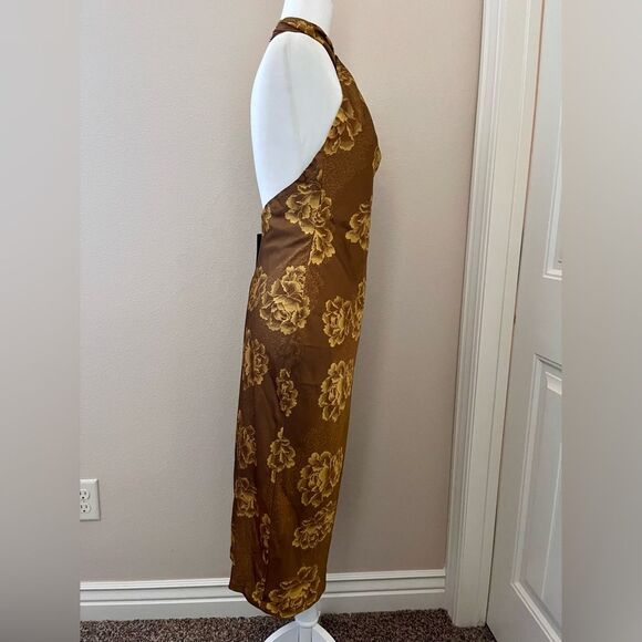 Lulus Elegant Brown gold Sheath midi Dress with Halter Neckline for Night Out - Picture 4 of 9